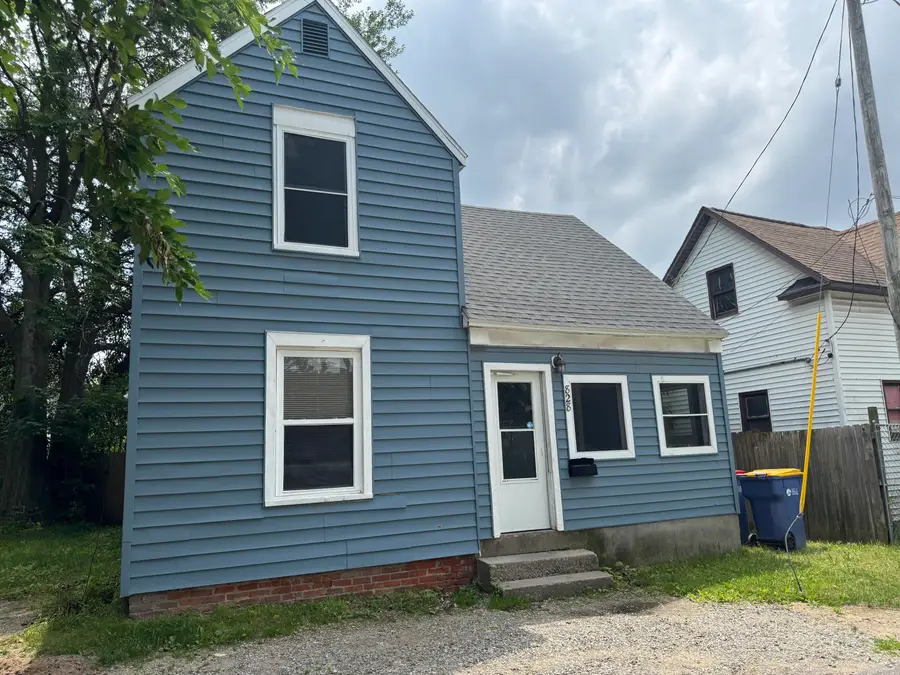 828 Isabella Court Se, Grand Rapids, MI 49507 - #2