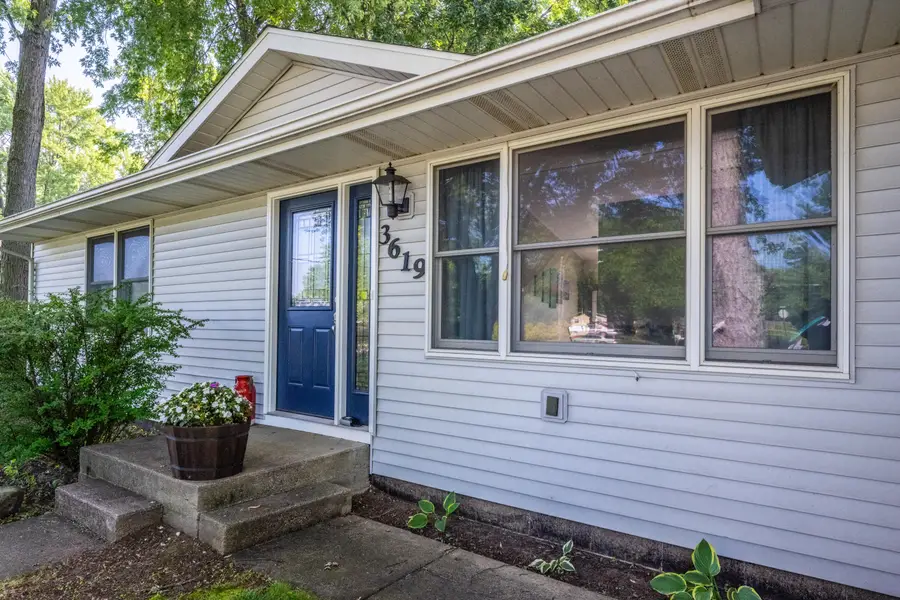 3619 Arbor Street, Saint Joseph, MI 49085 - #3