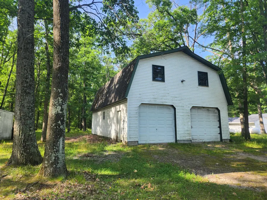 2318 W 14 Mile Road, Bitely, MI 49309 - #3