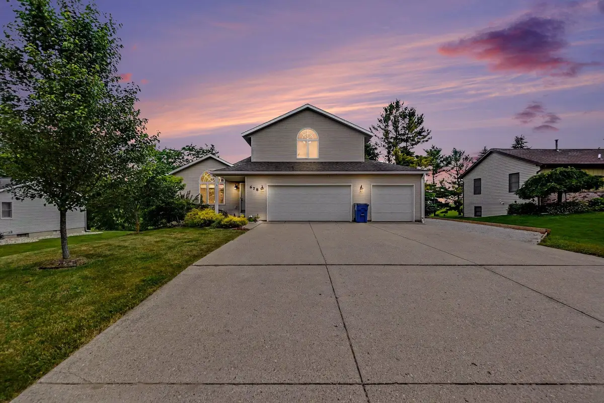 678 Apache Drive, Fremont, MI 49412 - #1
