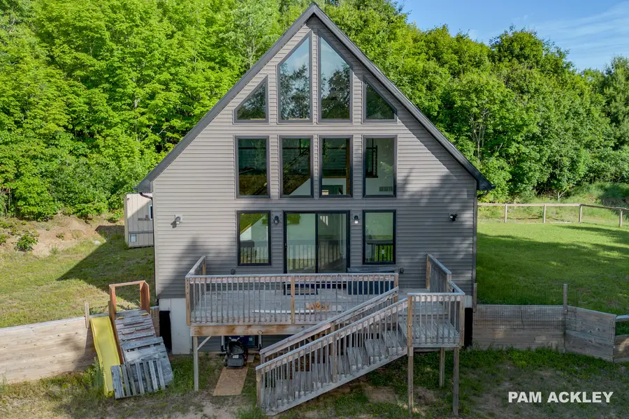 3125 Meyers Avenue, New Era, MI 49446 - #3