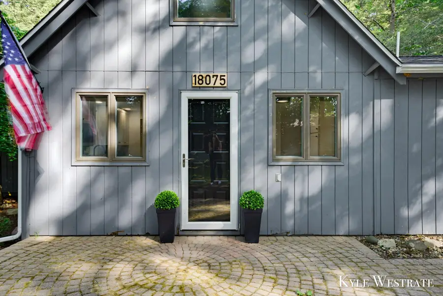 18075 Sunset Drive, Grand Haven, MI 49417 - #2