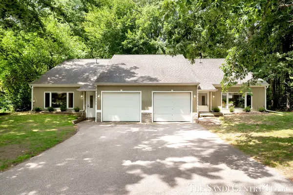 17771 148th Avenue, Spring Lake, MI 49456