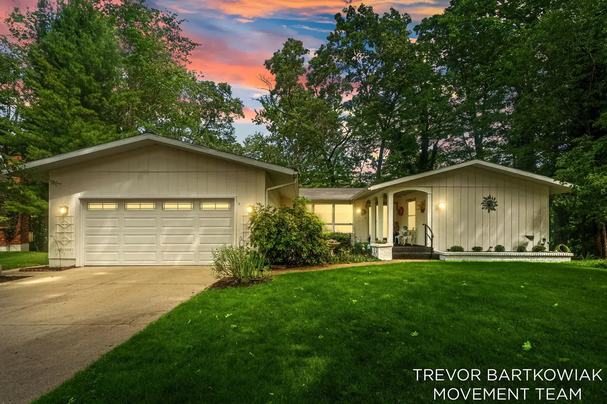 1292 Edinborough Drive, Norton Shores, MI 49441 - #1