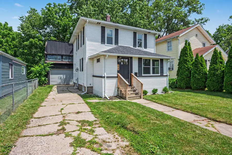 224 W Burnham Street W, Battle Creek, MI 49015 - #2