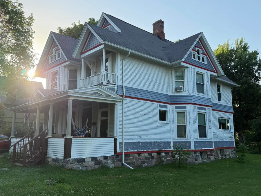 409 E Porter Street, Albion, MI 49224 - #2