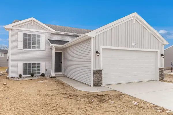 71372 Embassy Road, Edwardsburg, MI 49112