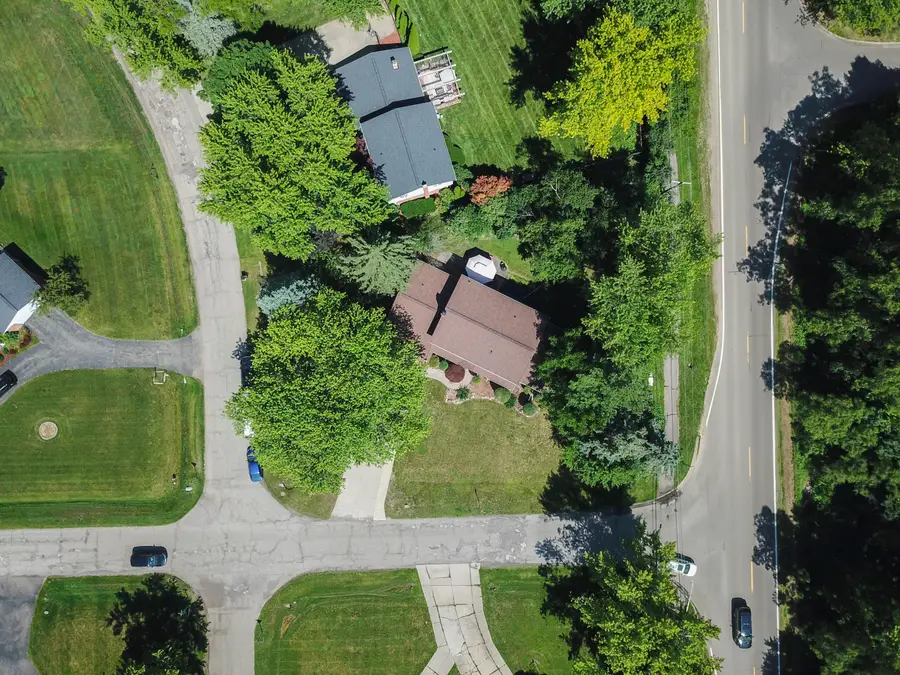 4389 Westover Drive, West Bloomfield, MI 48323 - #3
