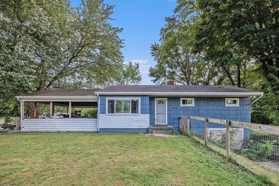 2262 Warren Road, Niles, MI 49120 - #2