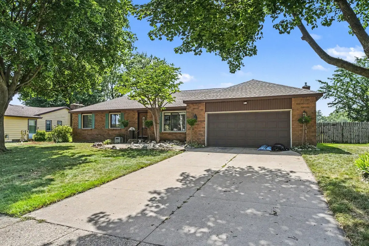 3893 Granada Court Nw, Grand Rapids, MI 49534 - #1