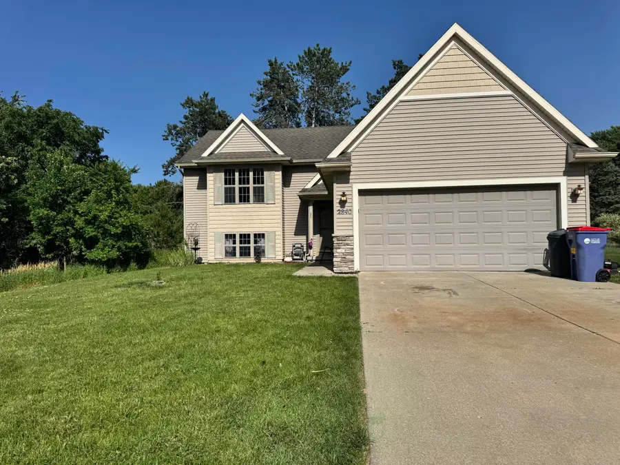 2840 Stonewood Court Nw, Grand Rapids, MI 49504 - #2