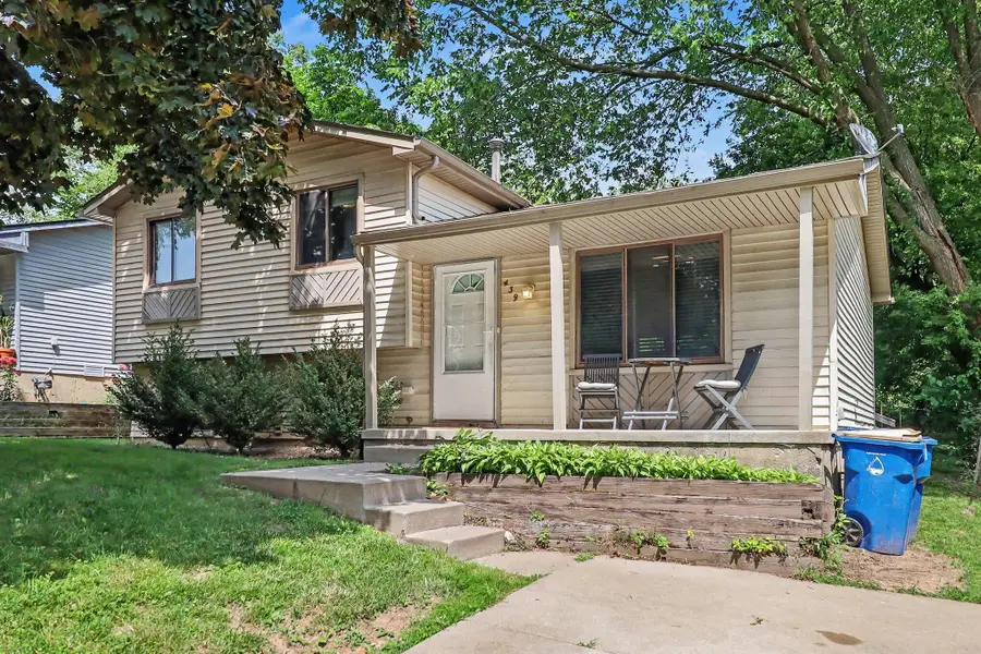 439 S Winding Drive, Waterford, MI 48328 - #2