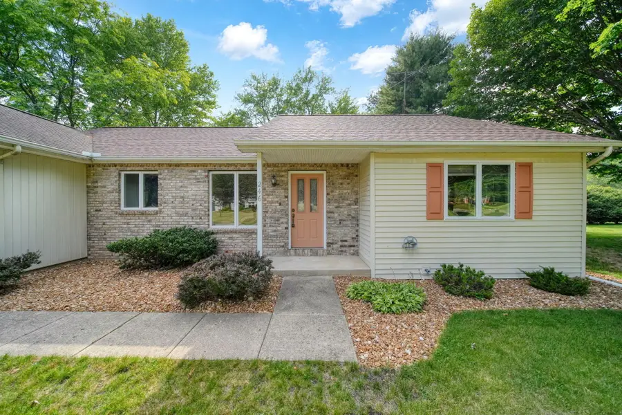 246 Village Lane, Concord, MI 49237 - #2