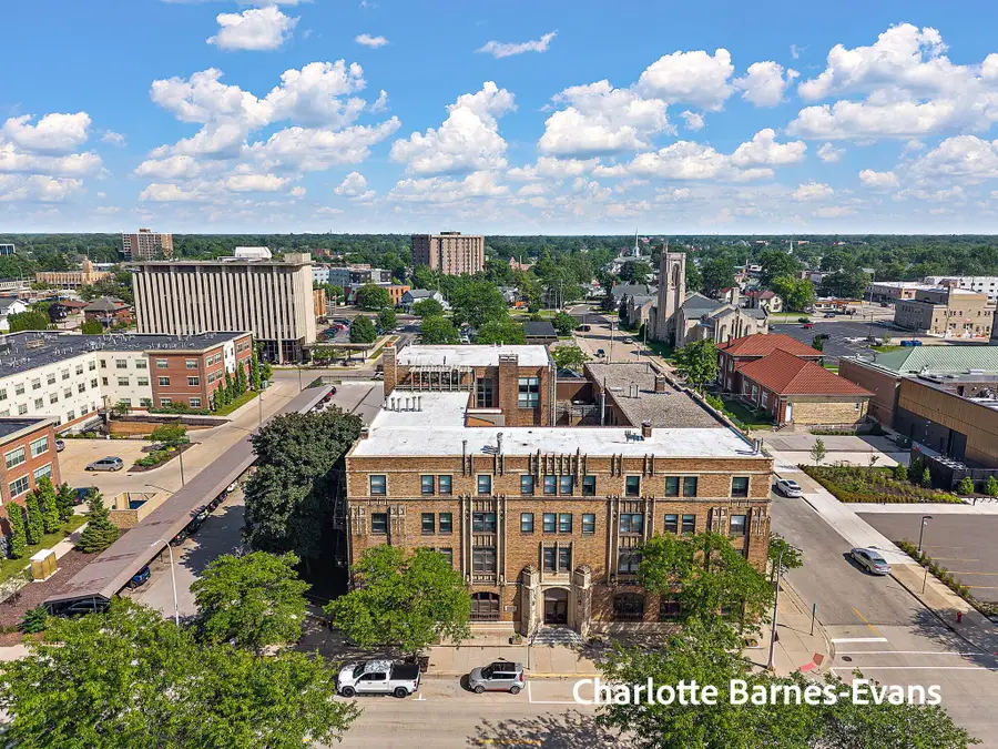 297 W Clay Avenue #410, Muskegon, MI 49440 - #2
