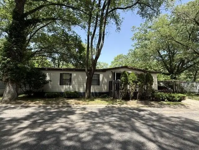 2482 Pembroke Drive, Norton Shores, MI 49441 - #1