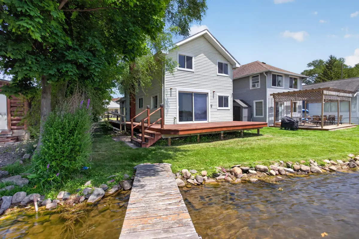 121 N Lakeside Drive, Michigan Center, MI 49254 - #1