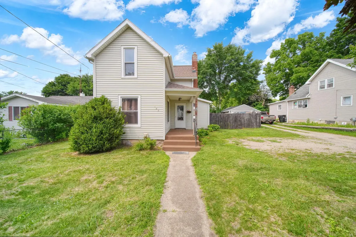 122 W Monroe Street, Jackson, MI 49202 - #1