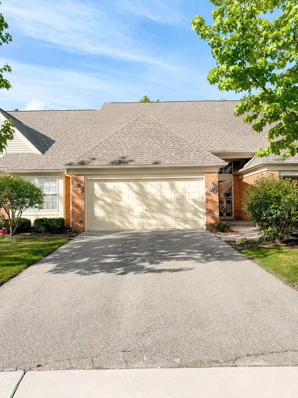 5455 Greenway Drive #70, Trenton, MI 48183