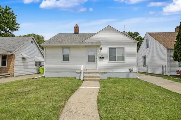 17727 Lowell Street, Roseville, MI 48066