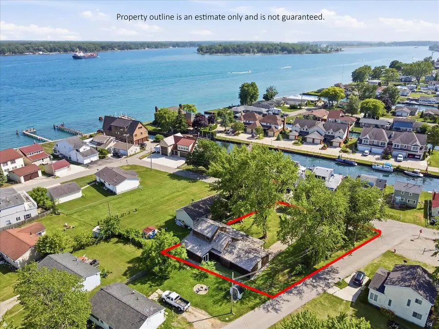 124 Roselawn Street, Algonac, MI 48001 - #2