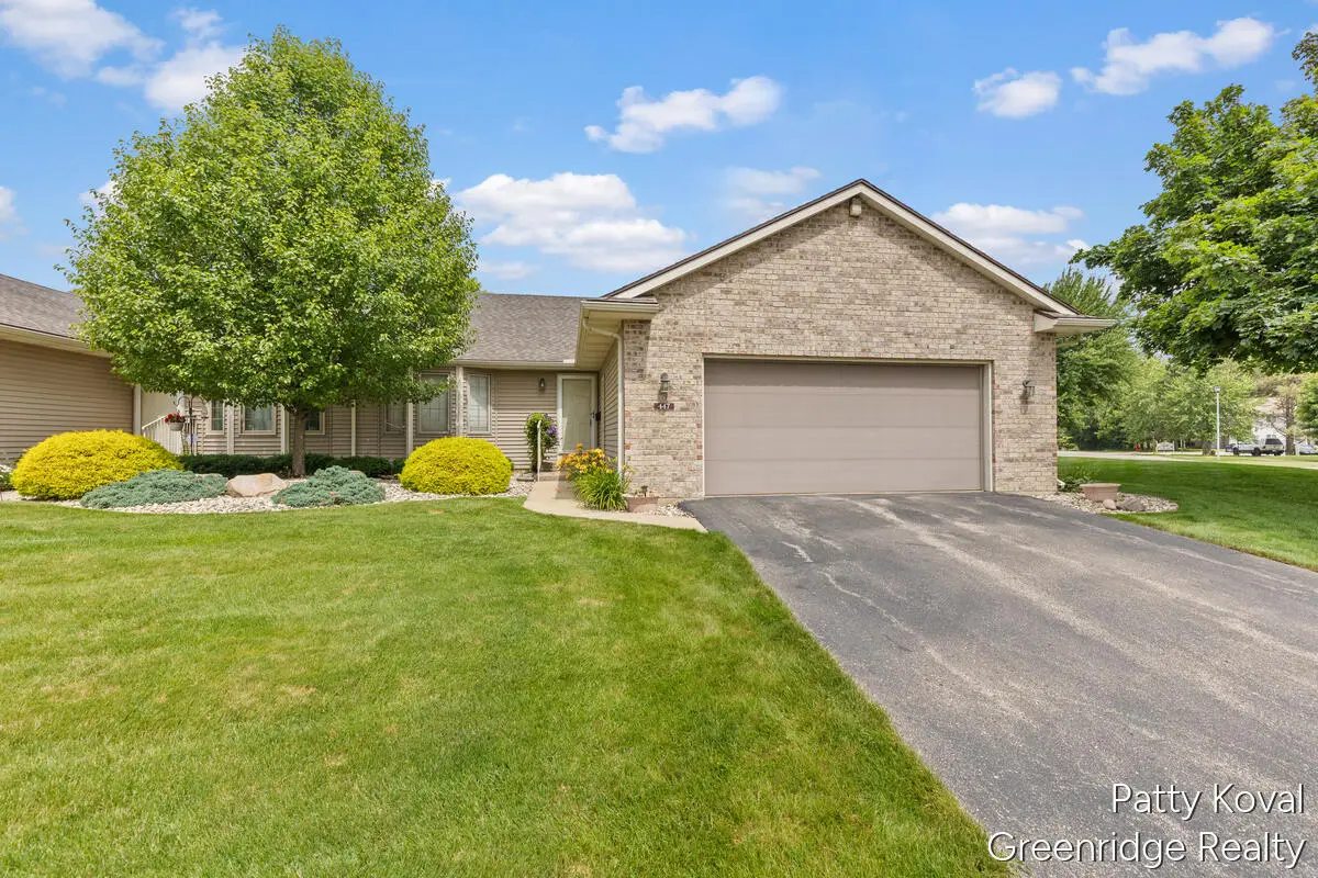 447 Falcon Drive, Wayland, MI 49348 - #1