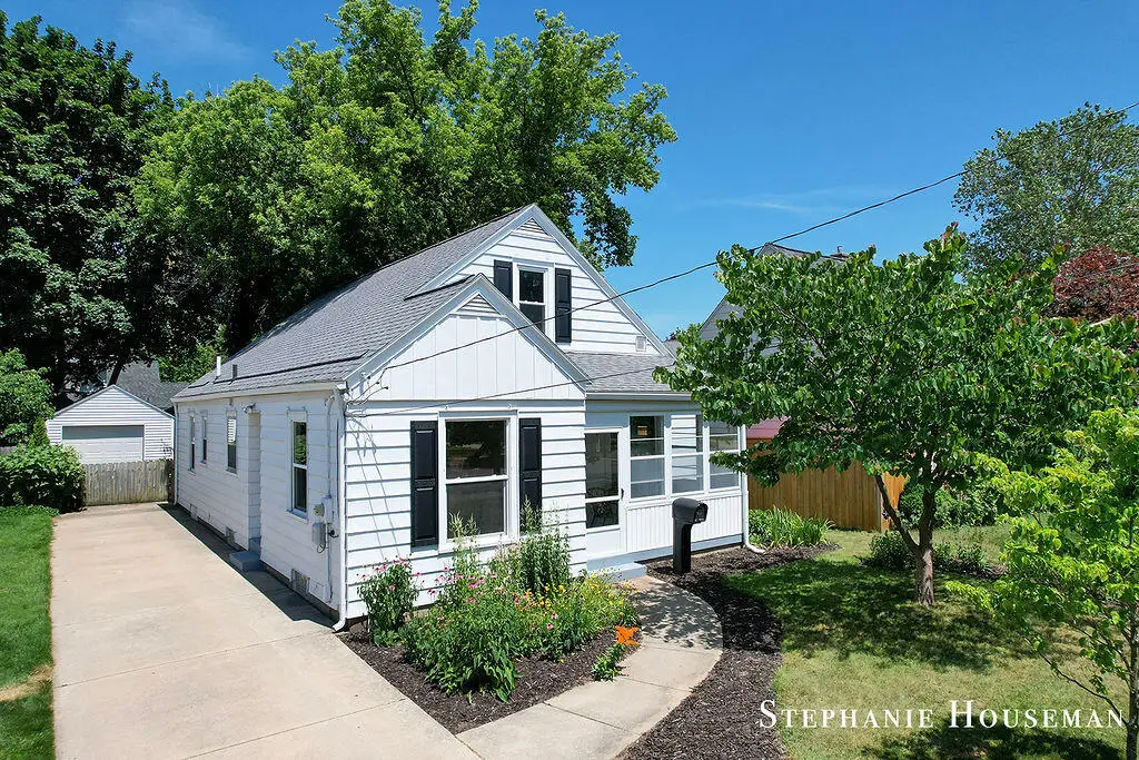 933 Mayhew Wood Drive Se, Grand Rapids, MI 49507 - #1