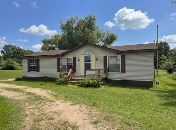 4546 Russell Street Ne, Cedar Springs, MI 49319