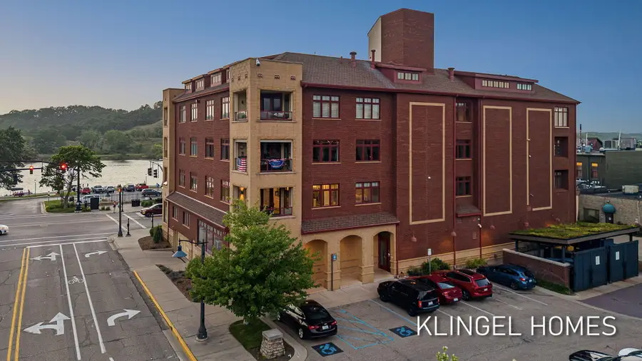 22 S Harbor Drive #202, Grand Haven, MI 49417 - #3