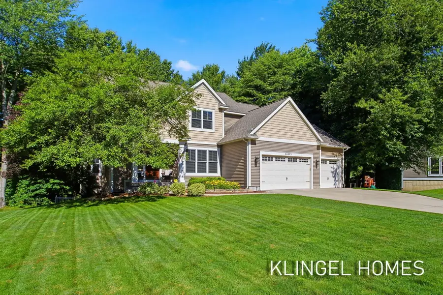 16373 W Willow Drive, Spring Lake, MI 49456 - #2