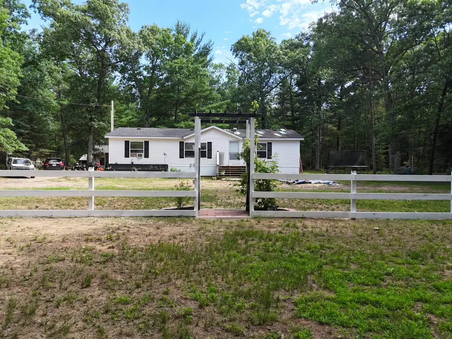 18233 Old House Road, Wellston, MI 49689 - #2