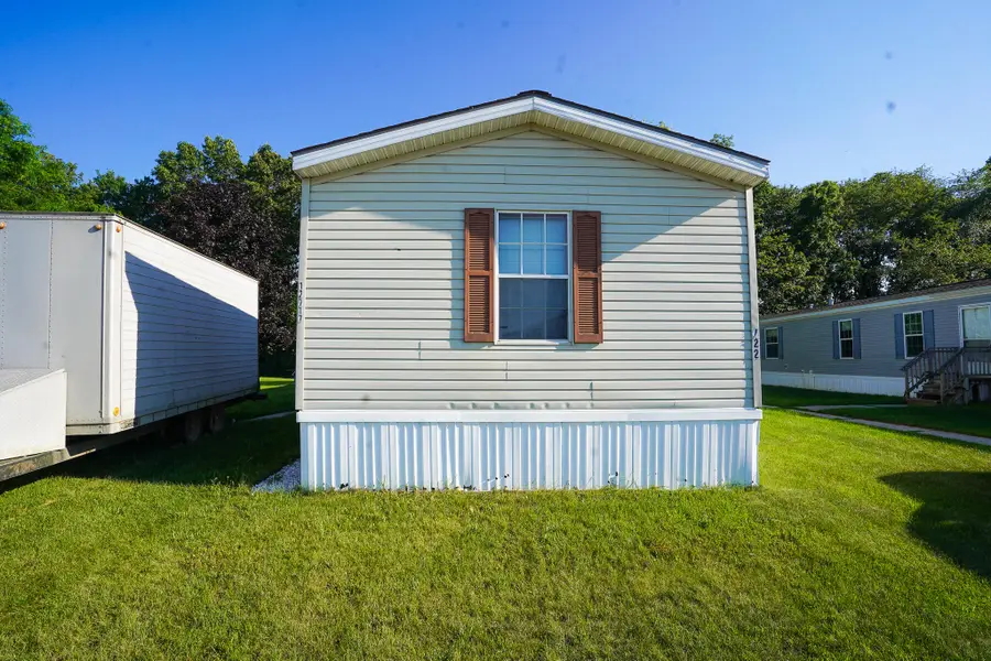 12717 S Grey Court, Wayland, MI 49348 - #2