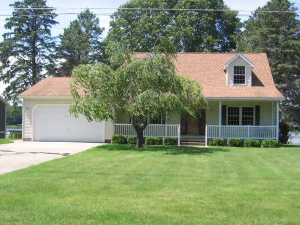 1529 N Betty Avenue, Ludington, MI 49431