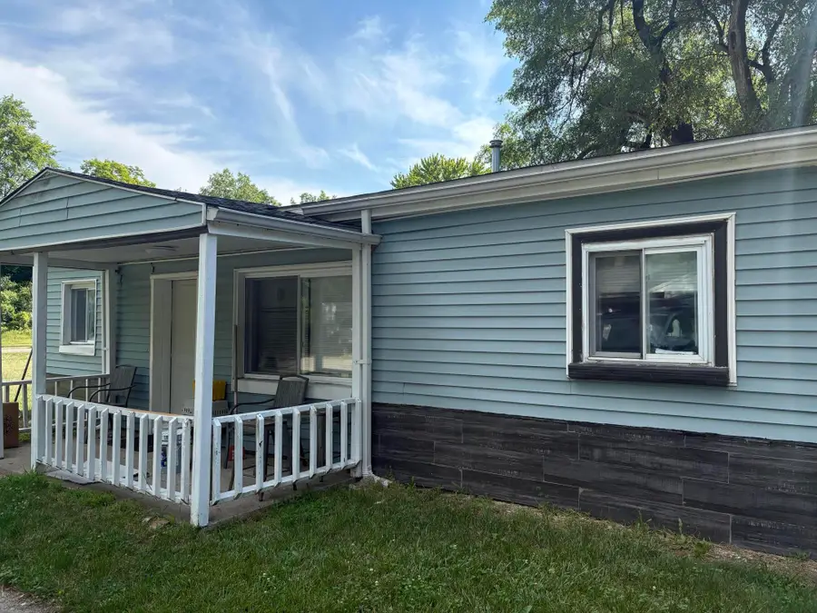 890 Dons Drive, Ypsilanti, MI 48198 - #2