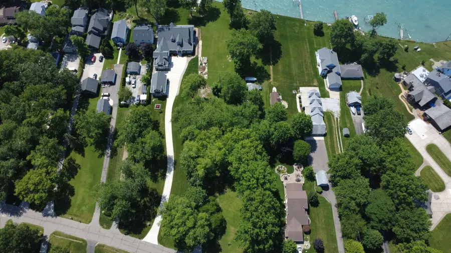 38172 Murdick Drive, New Baltimore, MI 48047 - #2