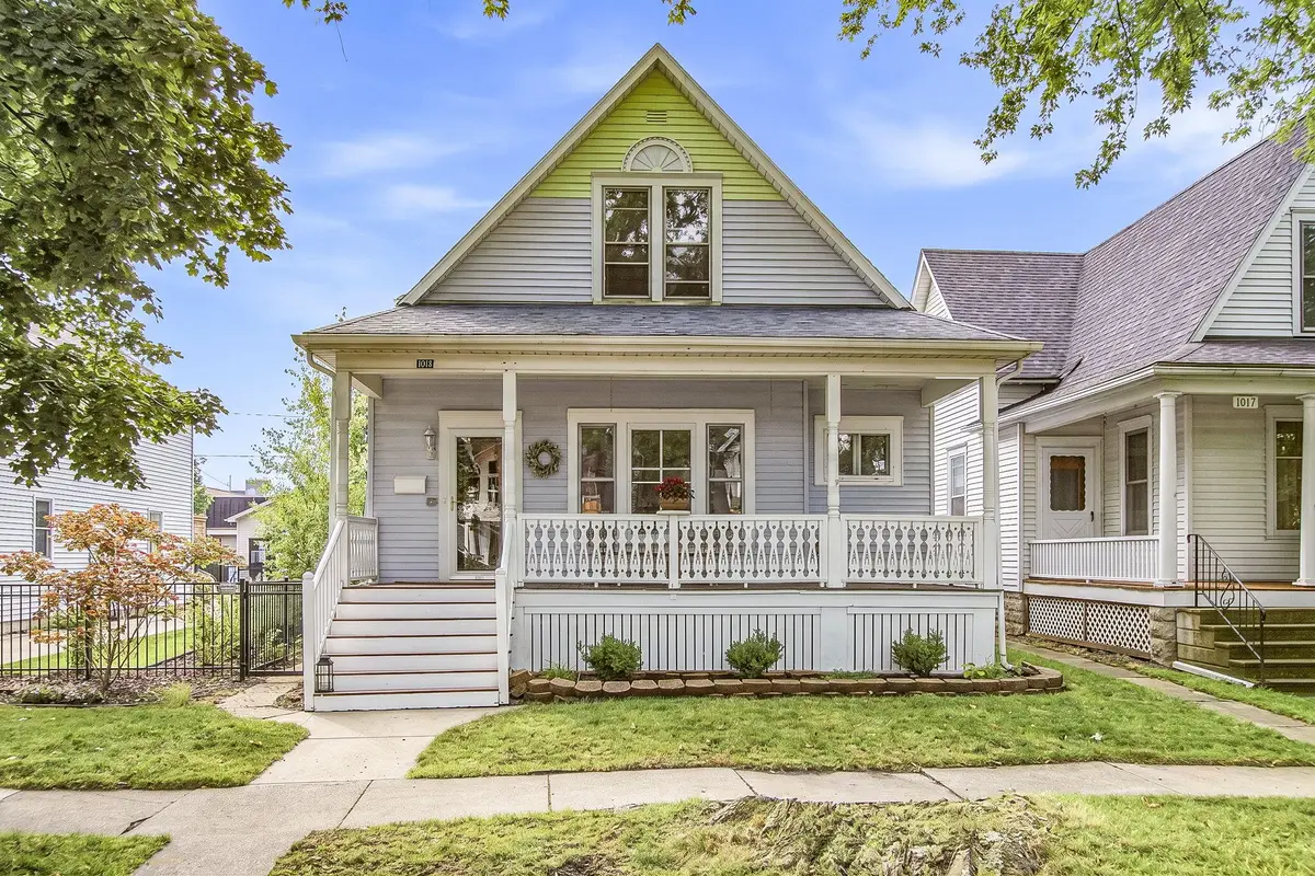 1013 State Street, Saint Joseph, MI 49085 - #1