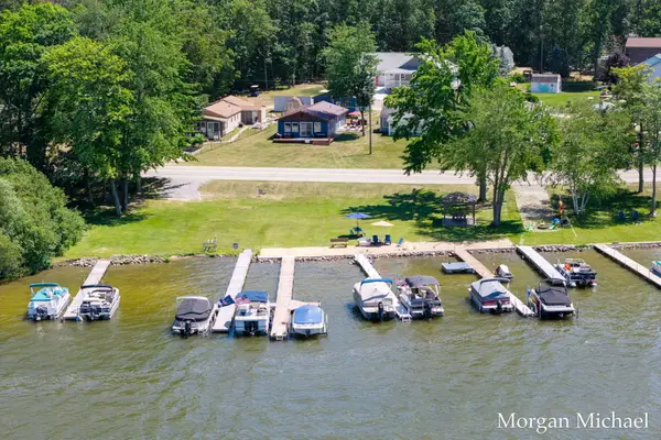 8750 S Spruce Avenue, Newaygo, MI 49337