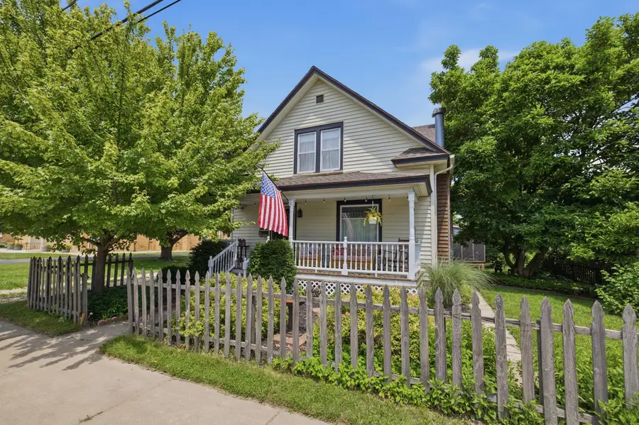 24 W Ash Street W, Three Oaks, MI 49128 - #2