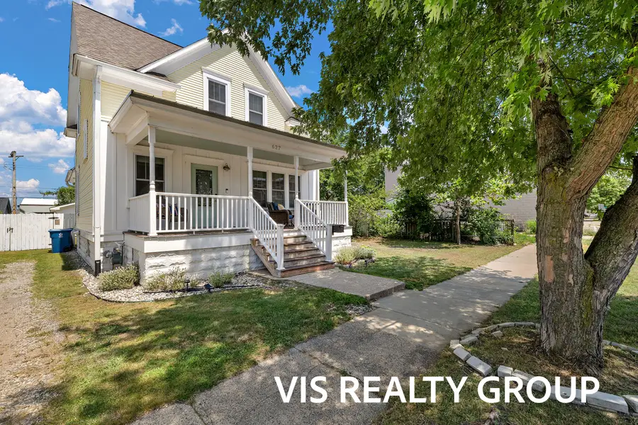 627 Fulton Avenue, Grand Haven, MI 49417 - #3