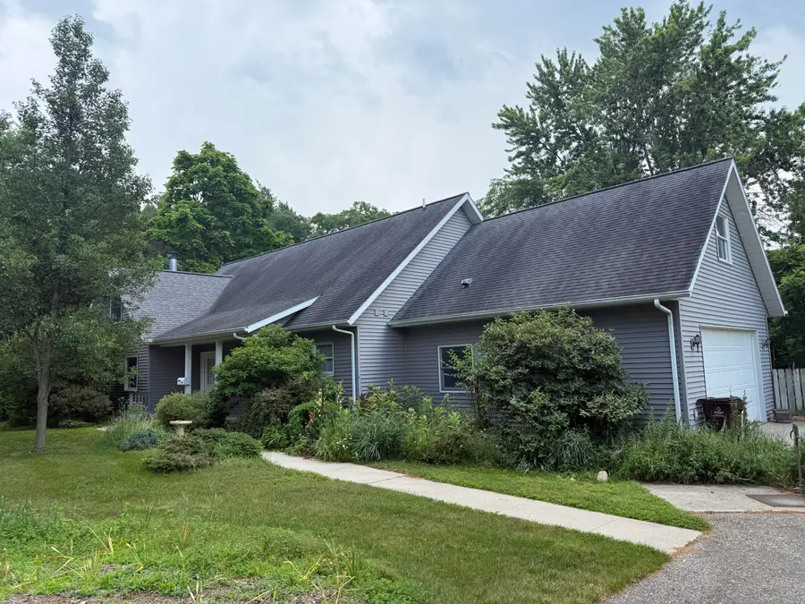 8518 3rd Street, Vestaburg, MI 48891 - #3
