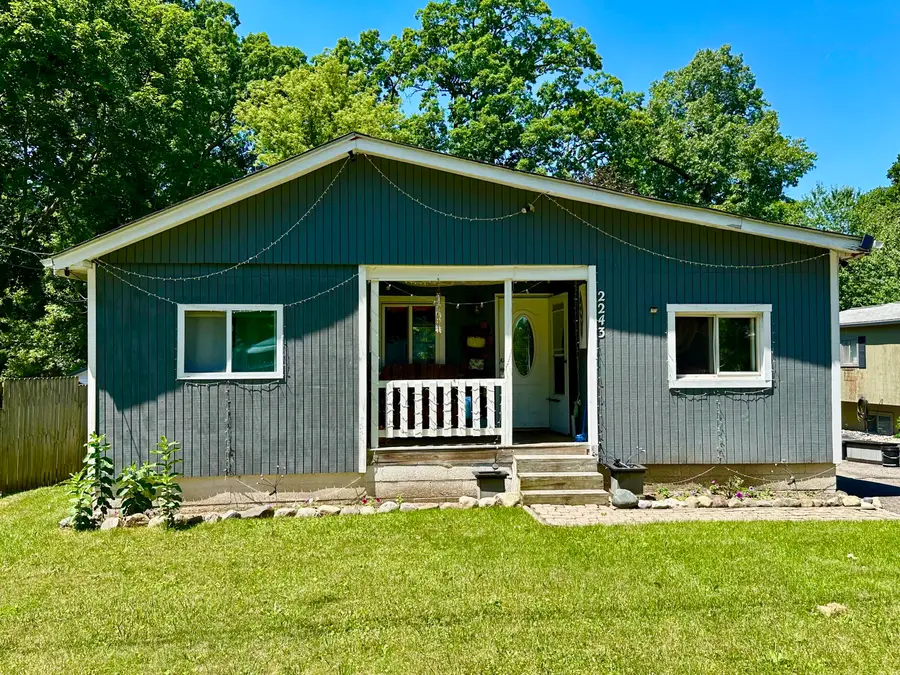 2243 Hartford Street, Waterford, MI 48327 - #2
