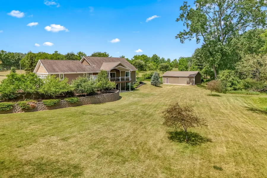 2554 W Mosherville Road, Jonesville, MI 49250 - #3