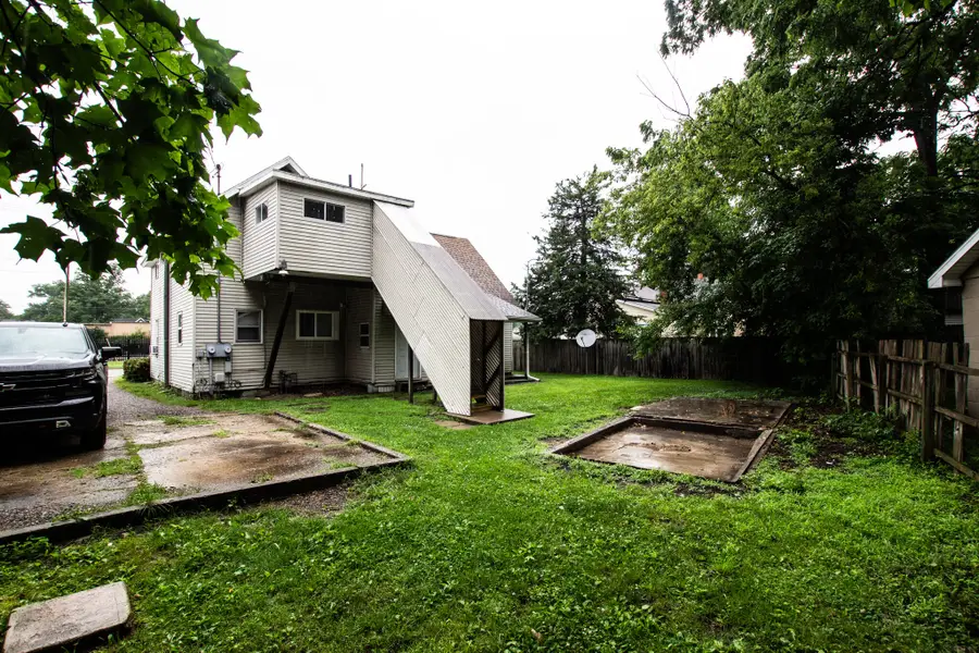 120 E Railroad Street, Dowagiac, MI 49047 - #2