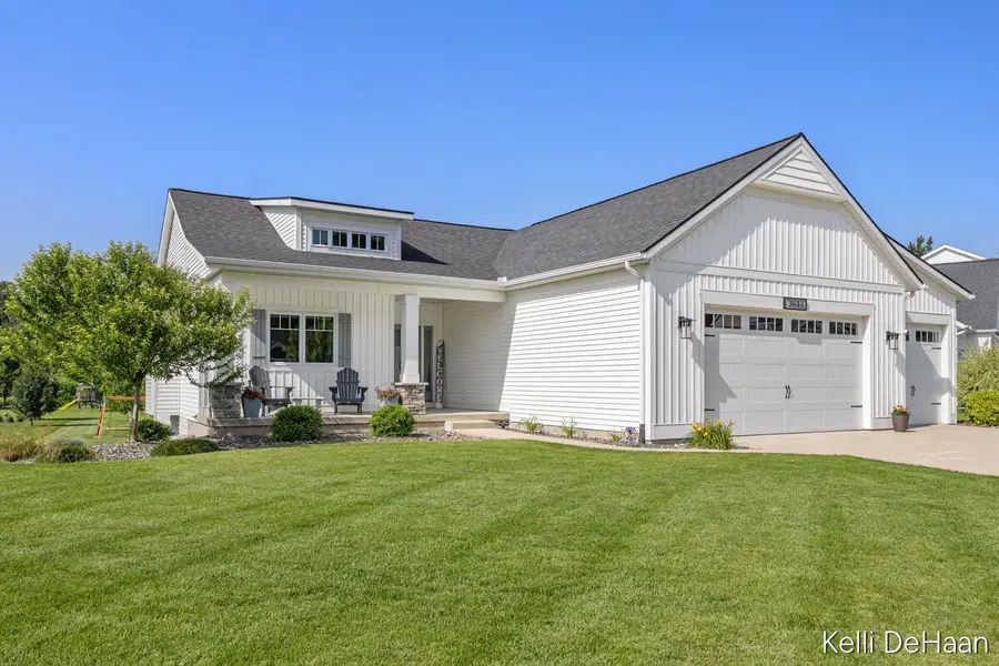 3944 Denali Drive, Hudsonville, MI 49426 - #2