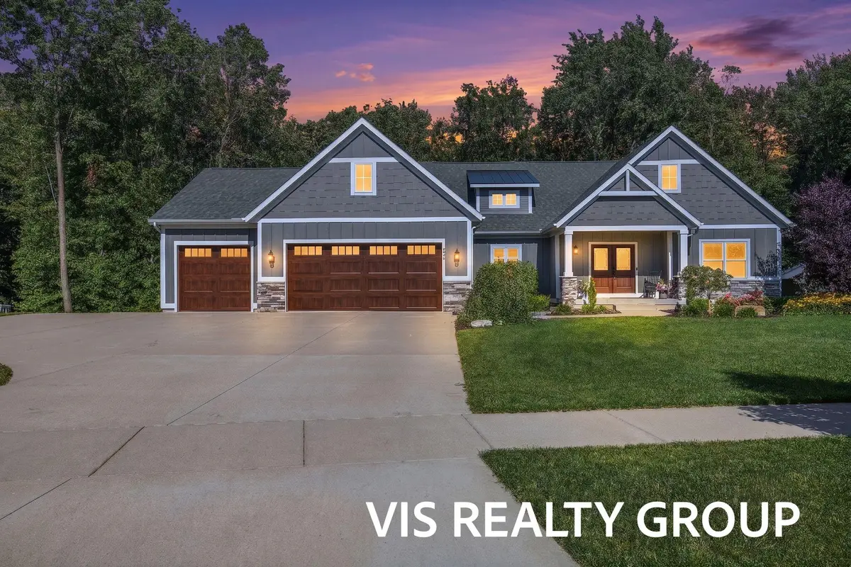 6286 Eaglewood Drive, Hudsonville, MI 49426 - #1