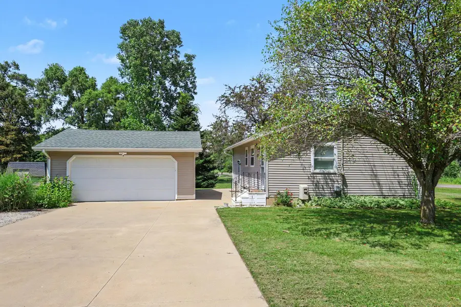 3604 Clinton Way, Jackson, MI 49201 - #2