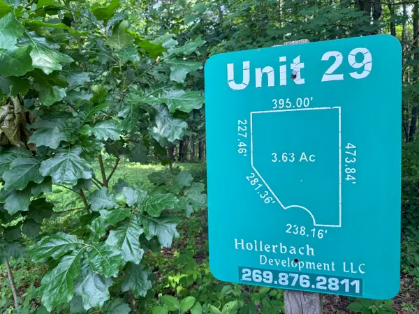 VL Whitetail Ridge #29, Dowagiac, MI 49047