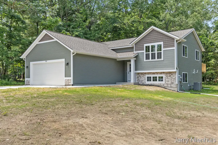 912 Blueberry Pine Court #35, Allegan, MI 49010 - #2