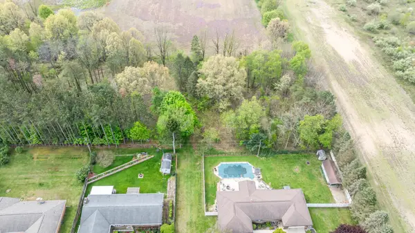 0a Linke Rd Road, Bridgman, MI 49106