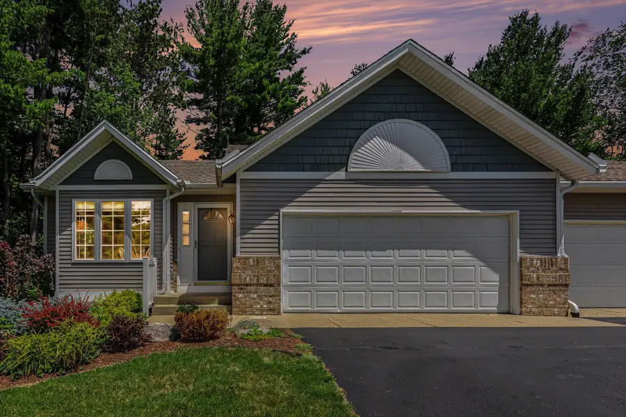 726 Glenvale Drive, Coopersville, MI 49404 - #3