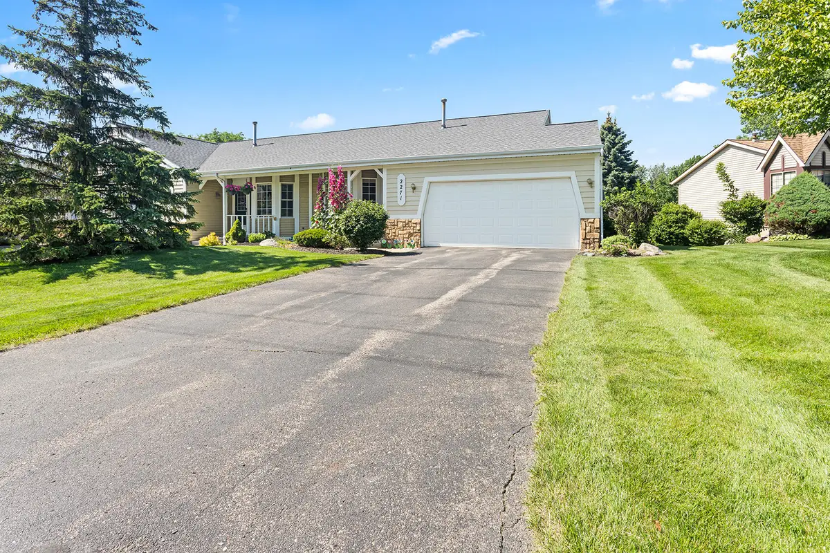 2271 Southgate Drive Se, Kentwood, MI 49508 - #1
